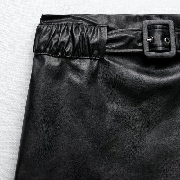ZARA belted faux leather skirt size medium - Picture 3 of 3